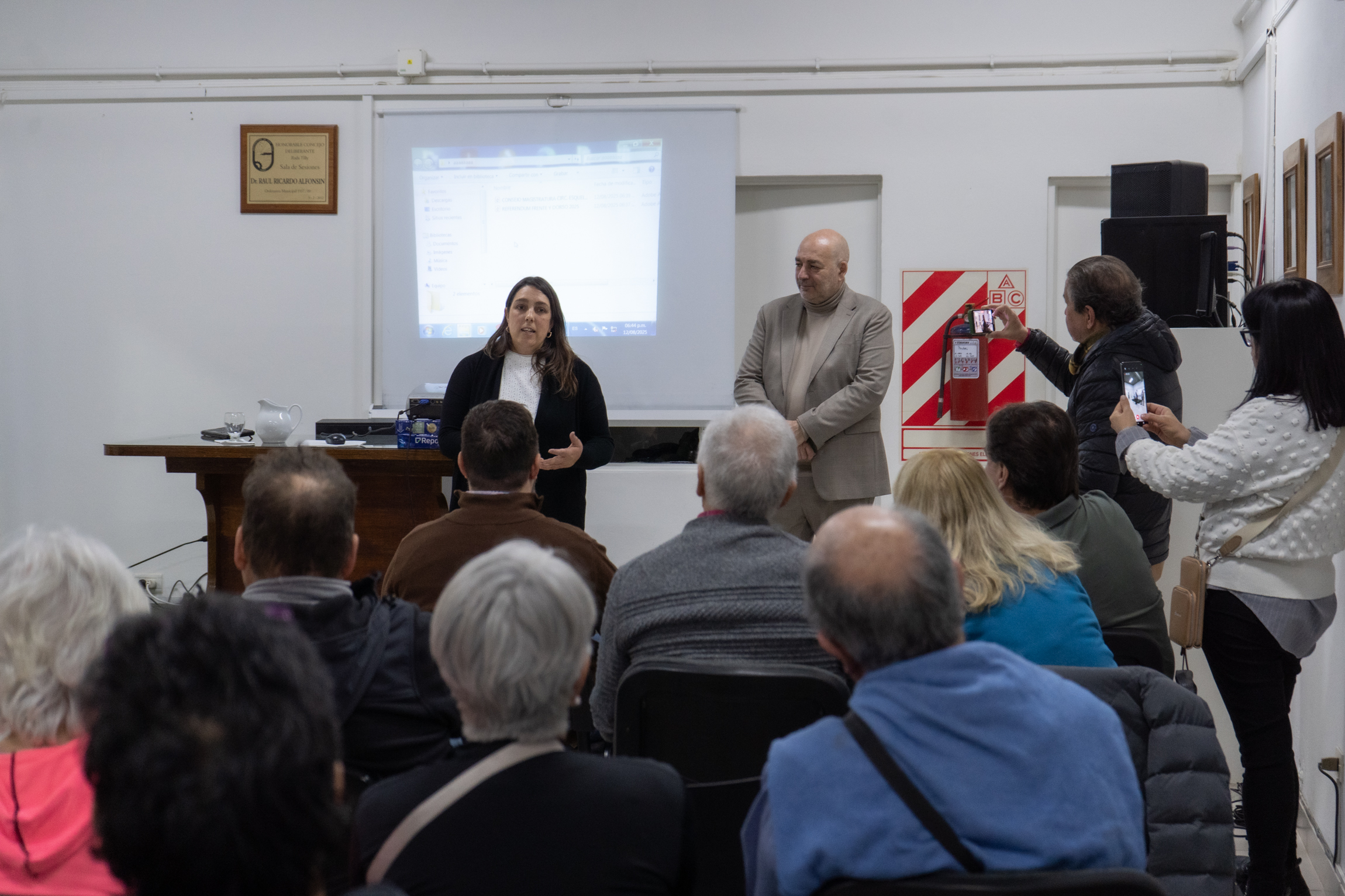 CAPACITACIÓN SOBRE BOLETA ÚNICA EN EL CONCEJO DELIBERANTE DE RADA TILLY