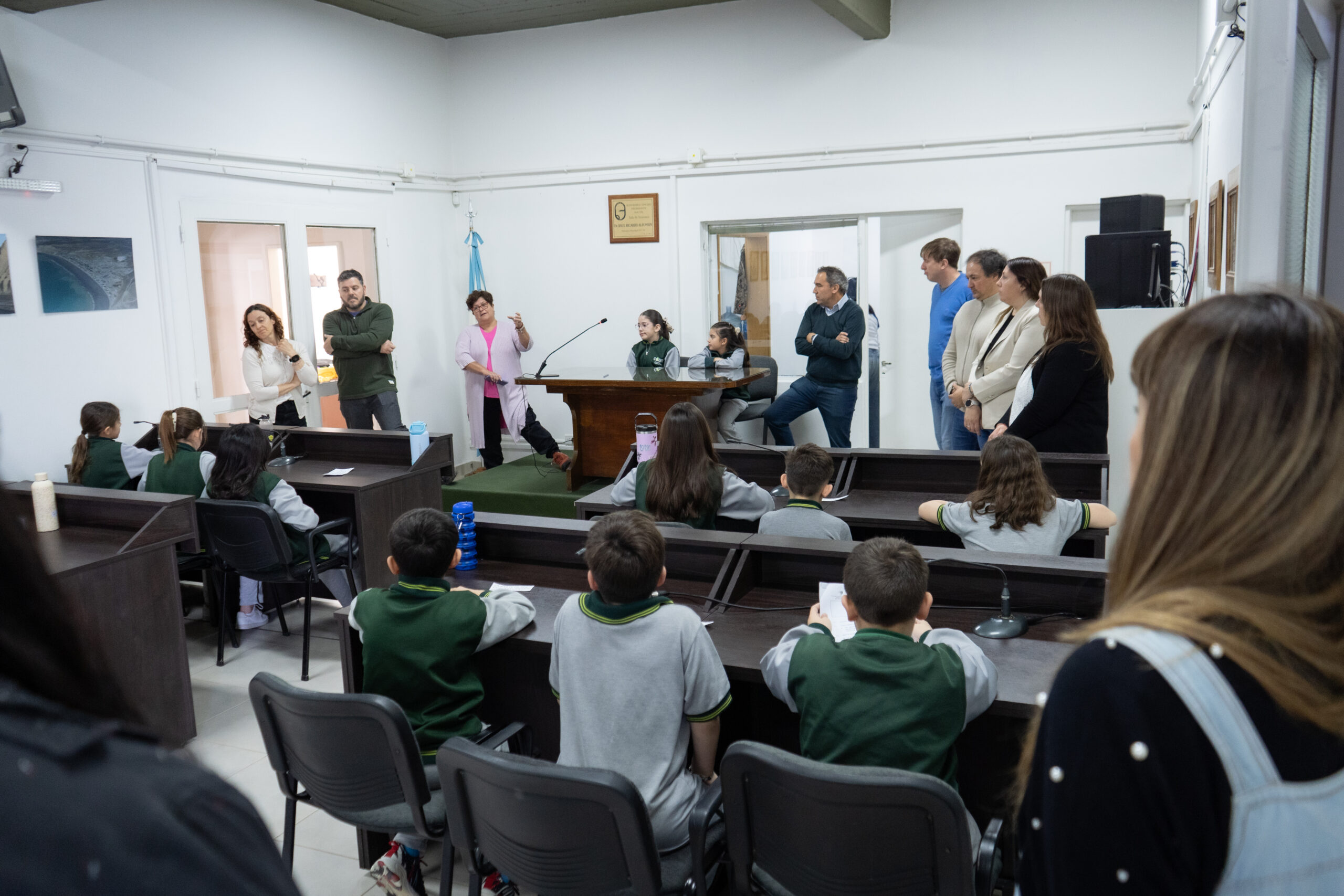 VISITA PEDAGÓGICA DE ALUMNOS DEL CEDIT AL CONCEJO DELIBERANTE
