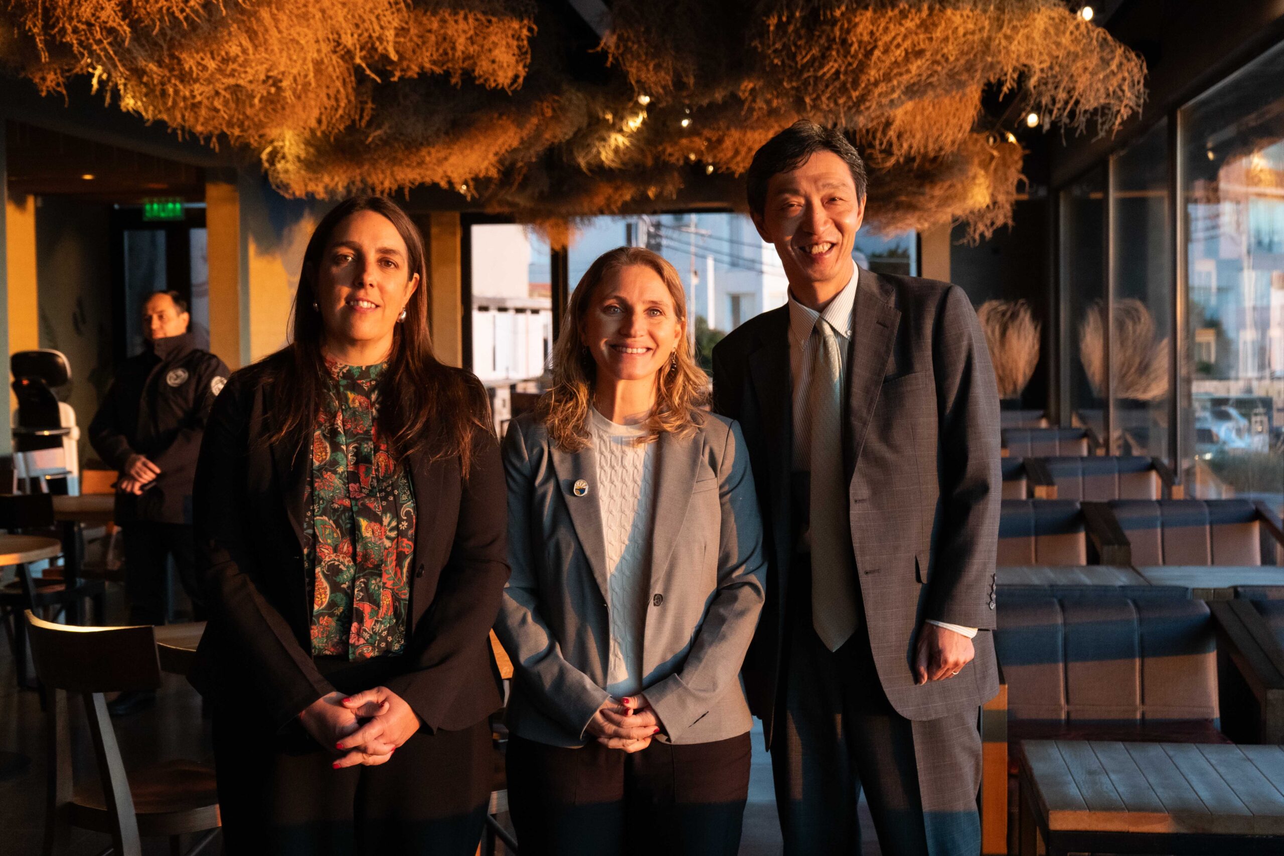RADA TILLY RECIBIÓ LA VISITA DEL EMBAJADOR DE JAPÓN EN ARGENTINA